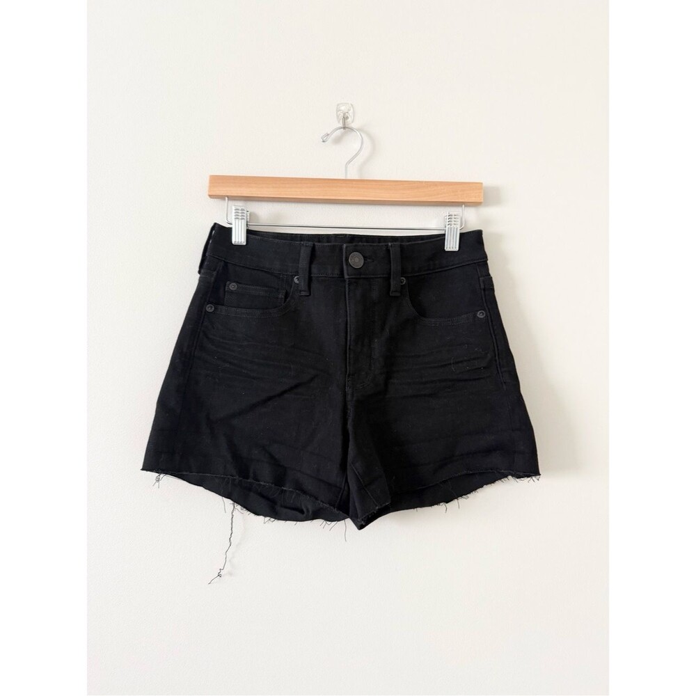 American Eagle The Dream Jean Black High-Rise Denim Shorts Raw Hem Size 6